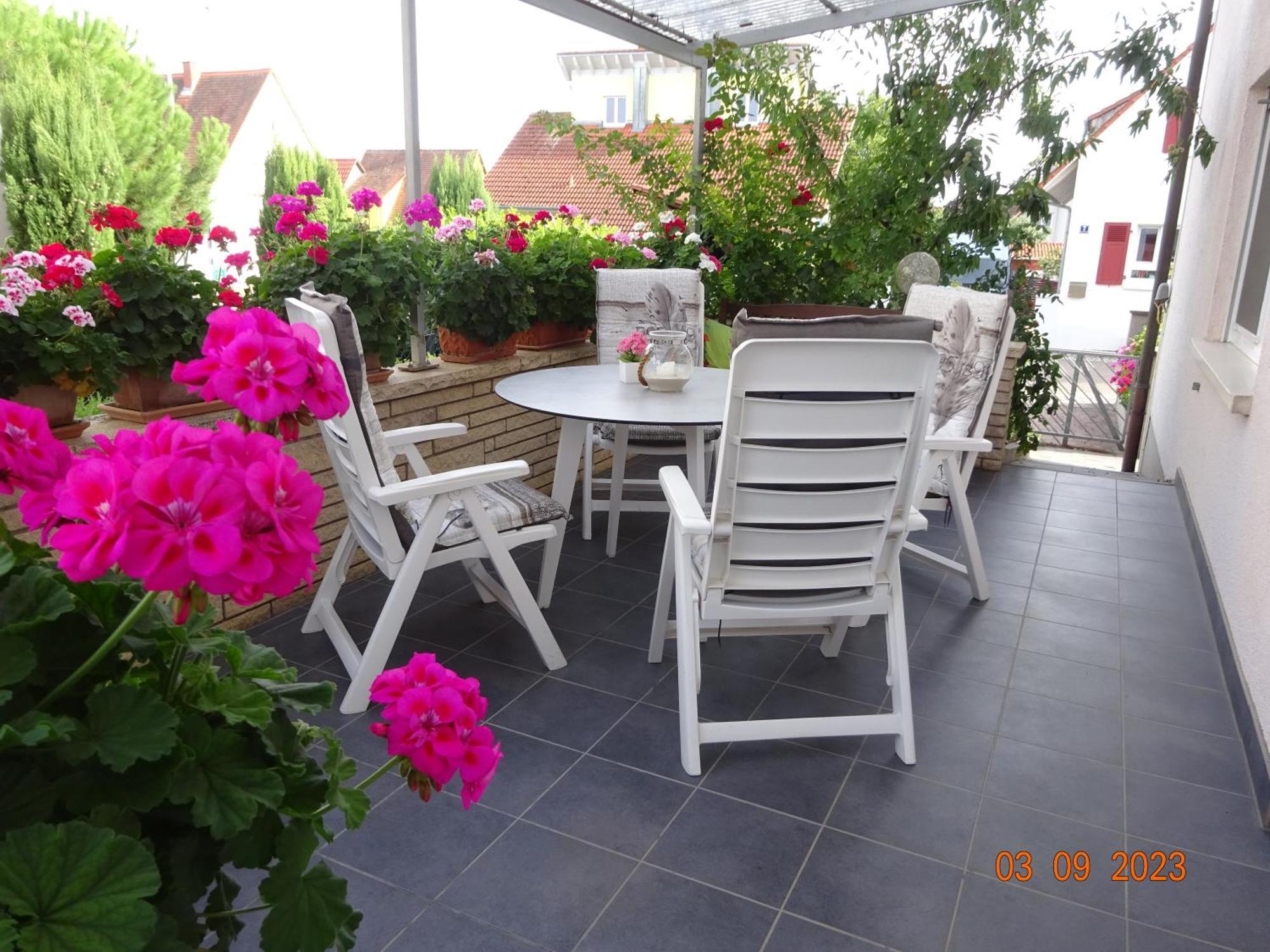 Ferienhaus Rauwolf Mit 2 Ferienwohnungen Roschbach Bagian luar foto